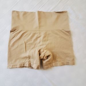 SHAPE wear Shorts